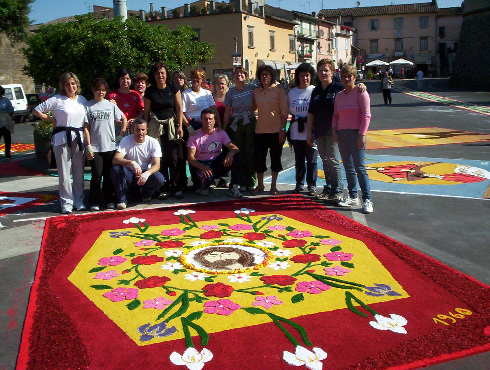 Infiorata_094.JPG (585100 byte)